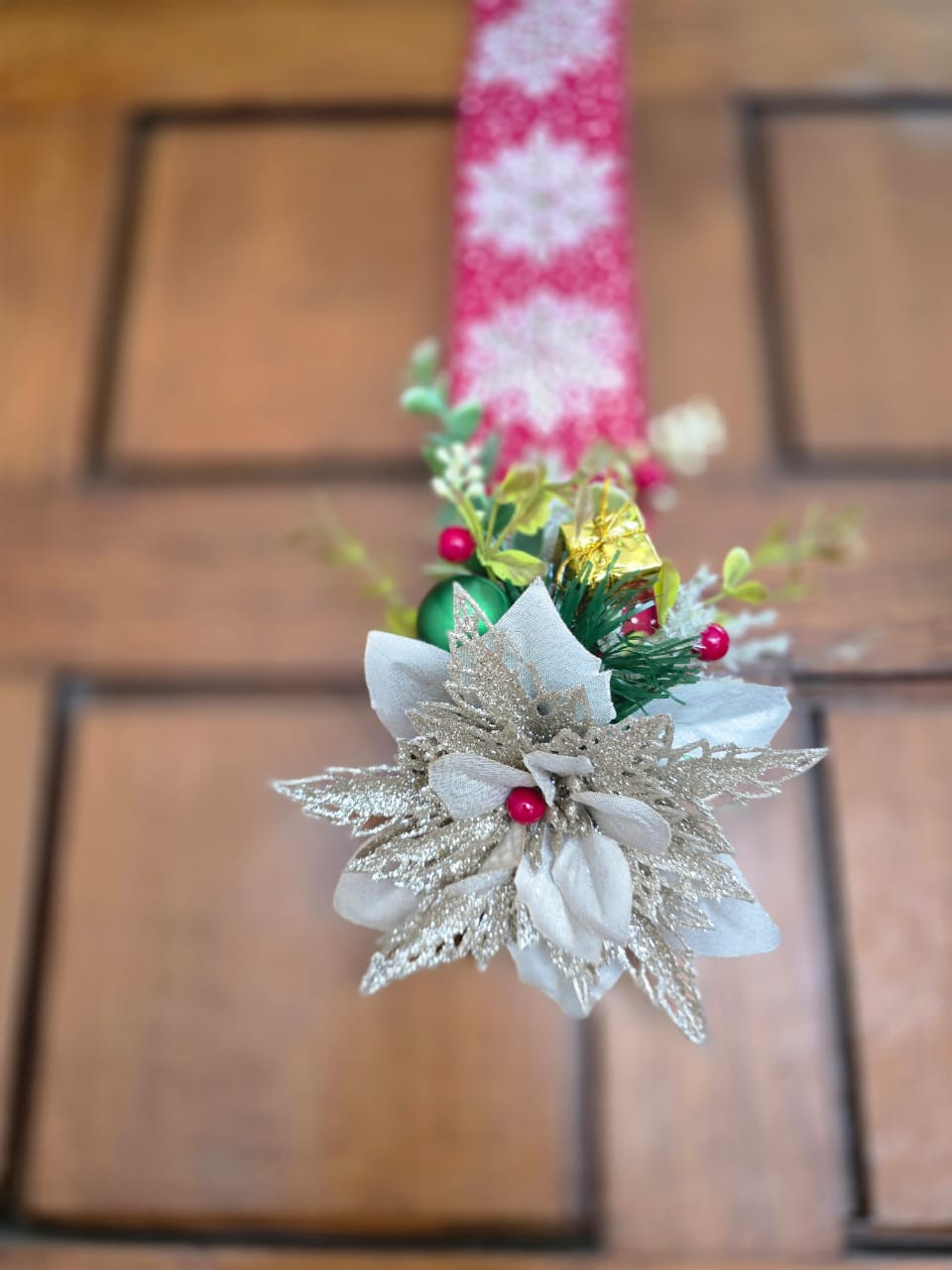 Christmas door scapular